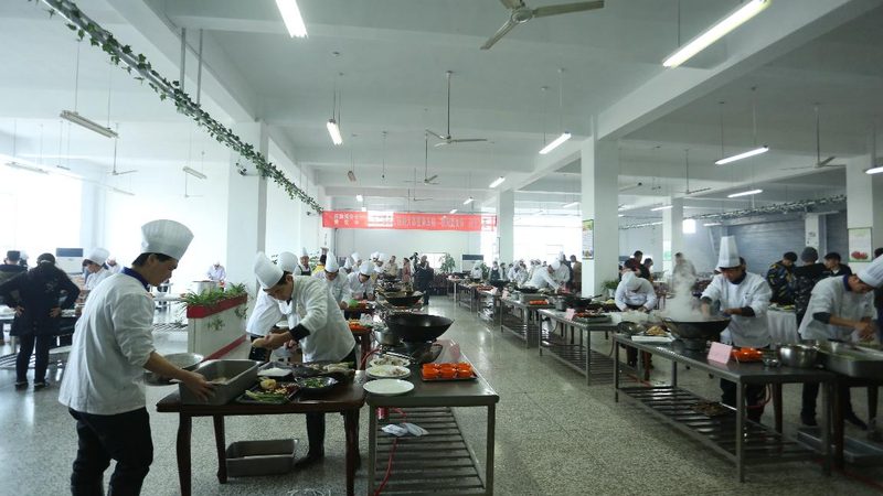 县城餐饮加盟店成功率揭秘：影响因素与策略分析